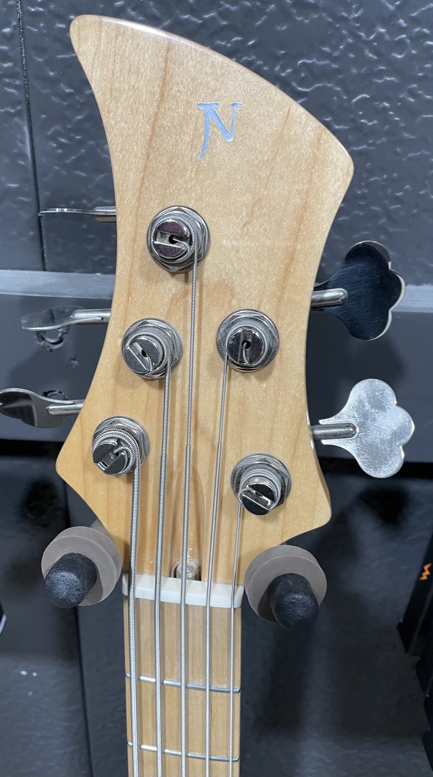 Tony Nagy Custom 5 String Bart/EMG – LowEnd Bass Shop Vault