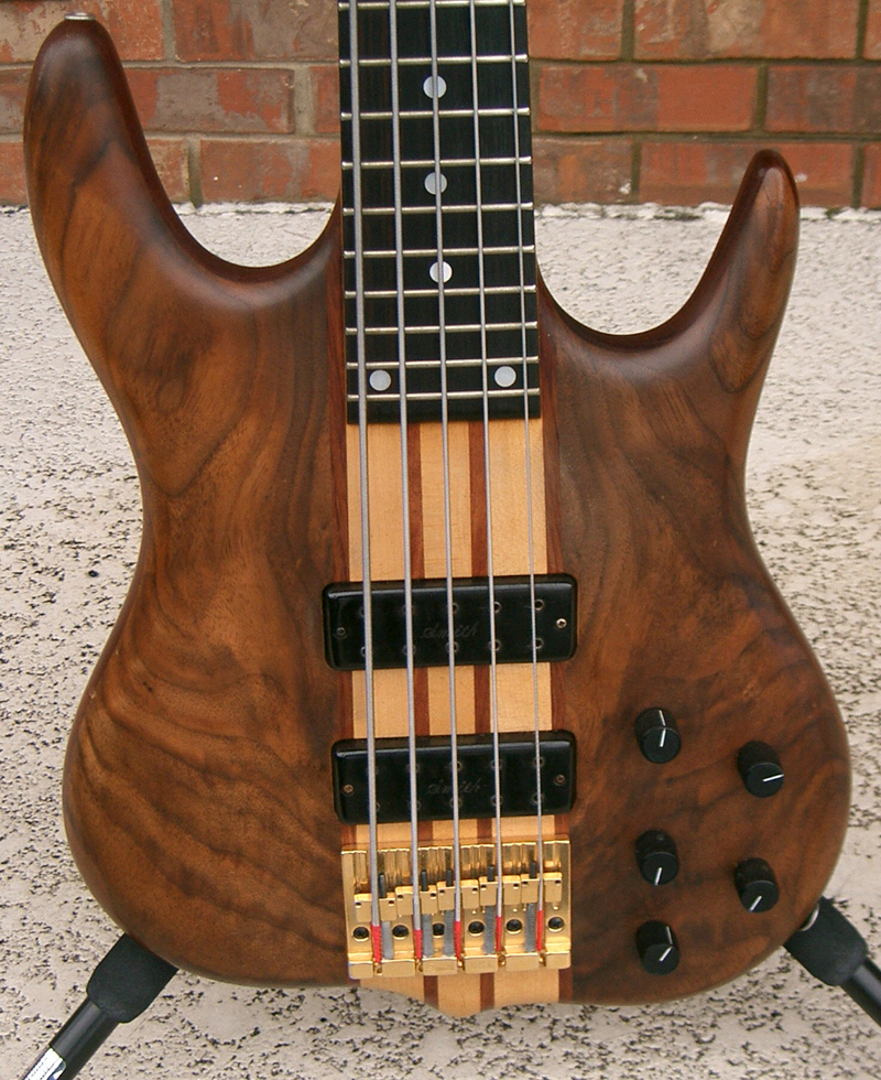 99 Ken Smith BT 5 Walnut – LowEnd Bass Shop Vault