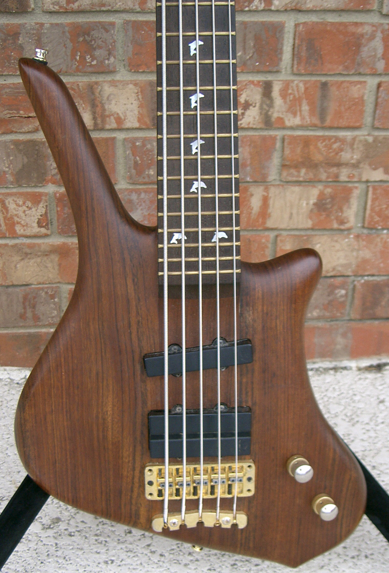 Warwick Dolphin Pro 1 5 String – LowEnd Bass Shop Vault