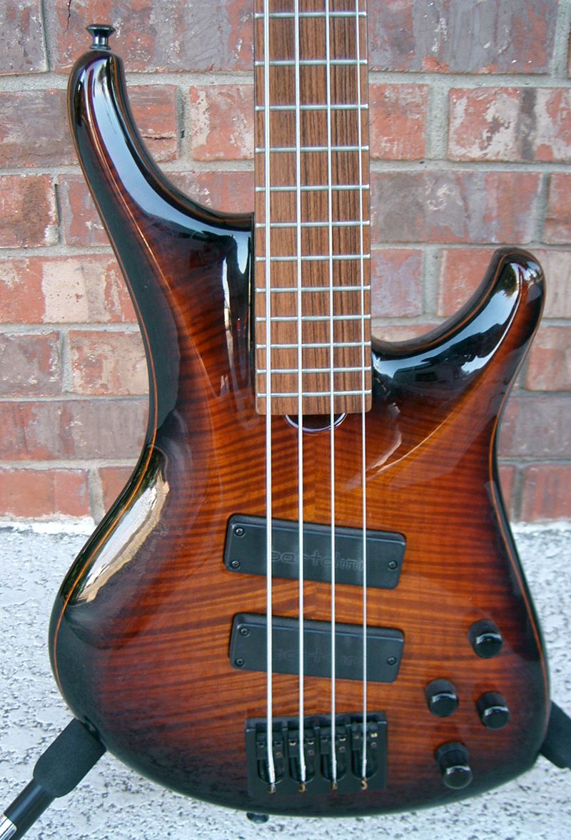 Roscoe LG 4 String – LowEnd Bass Shop Vault