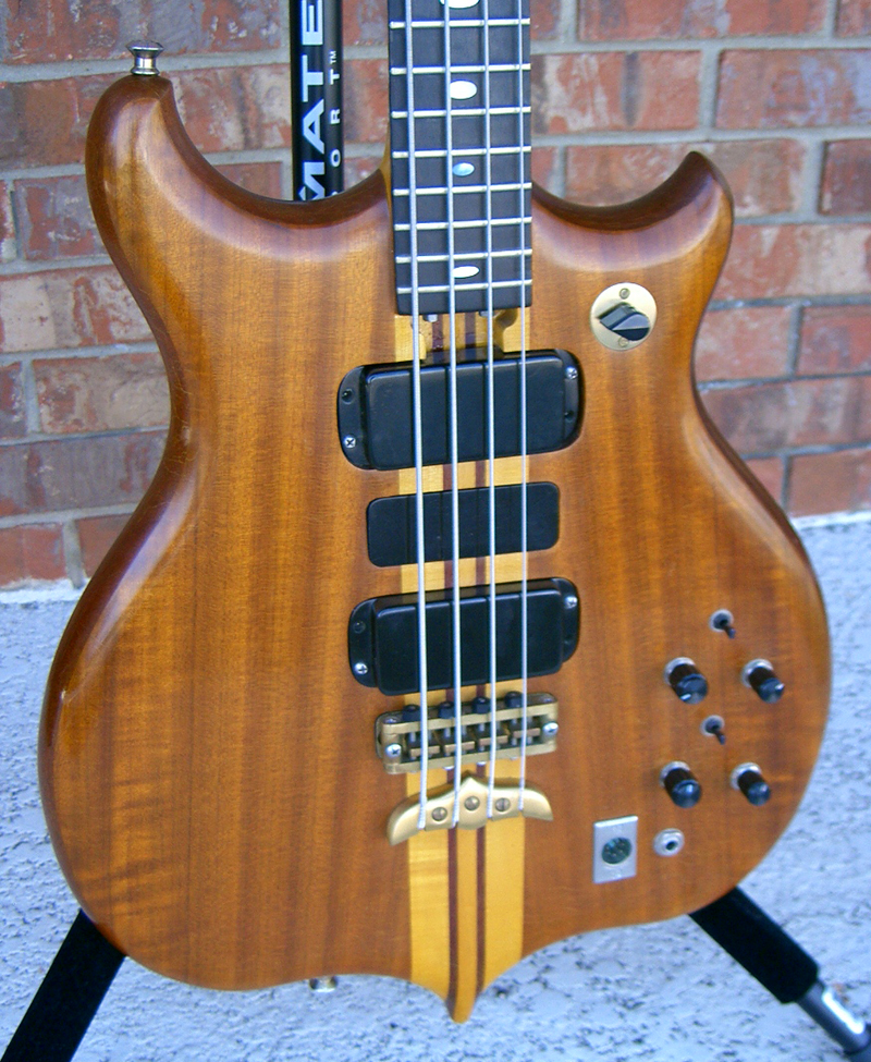 77 Alembic Series I 32″ Scale – Lowend Bass Shop Vault