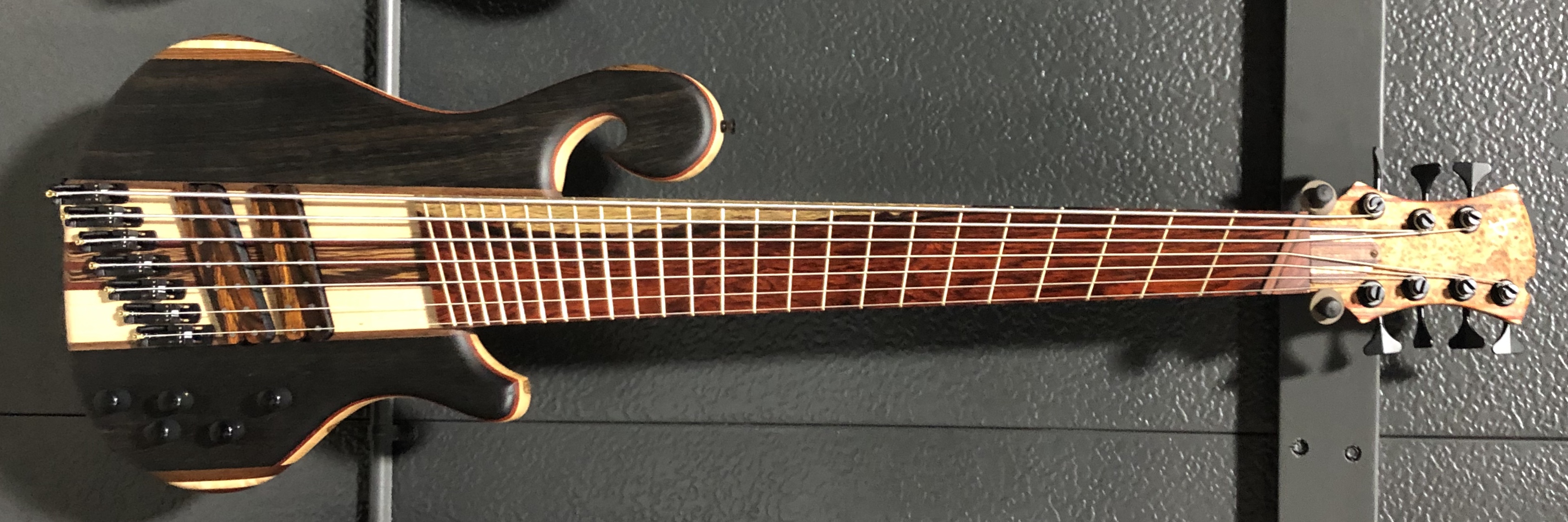 Beardly Custom 7 String – LowEnd Bass Shop Vault