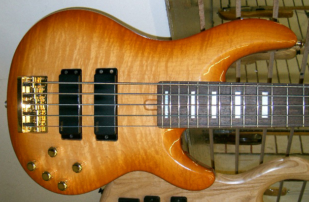 Yamaha BBN5A (Amber) – LowEnd Bass Shop Vault